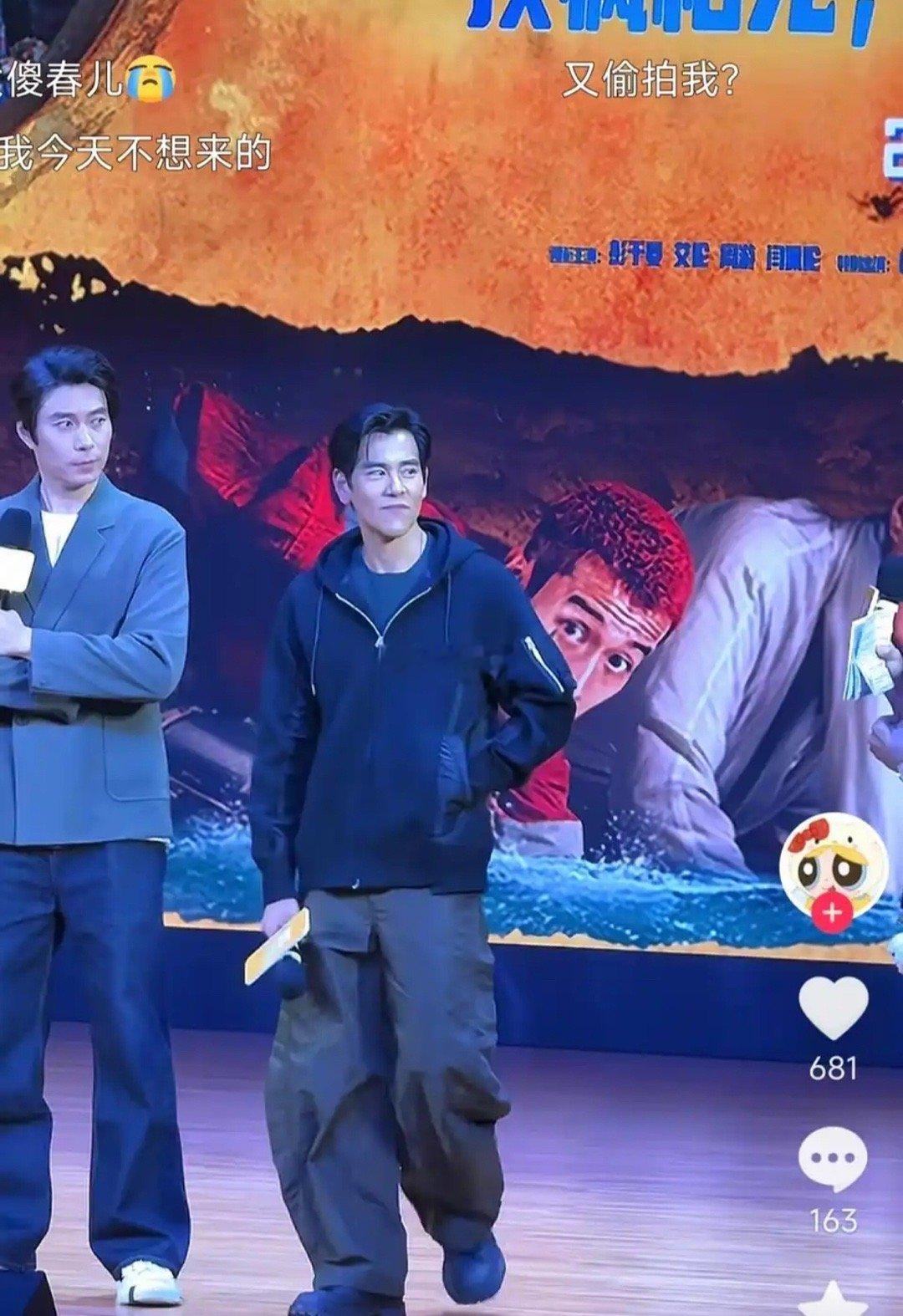 一直以为彭于晏身高至少188，结果艾伦在旁边就看出来了，那他多高呢