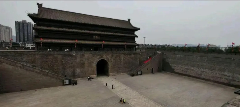 去西安城墙一定要三思啊！花54块钱买完门票，我才发现自己给自己挖了个大坑！本以为