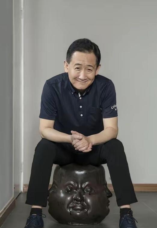 演员梁天和妻子孙凤英，辛苦培养儿子20年，2010年儿子以600多分考上北大英语