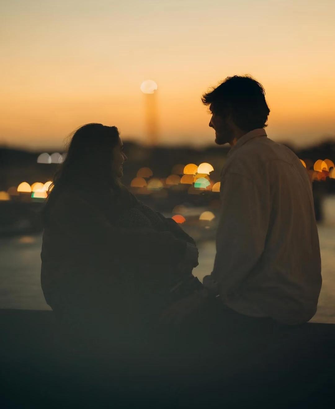 怎么判断一个人是真的爱你还是图一时好感?就算见过你最狼狈的样子还是对你尊重