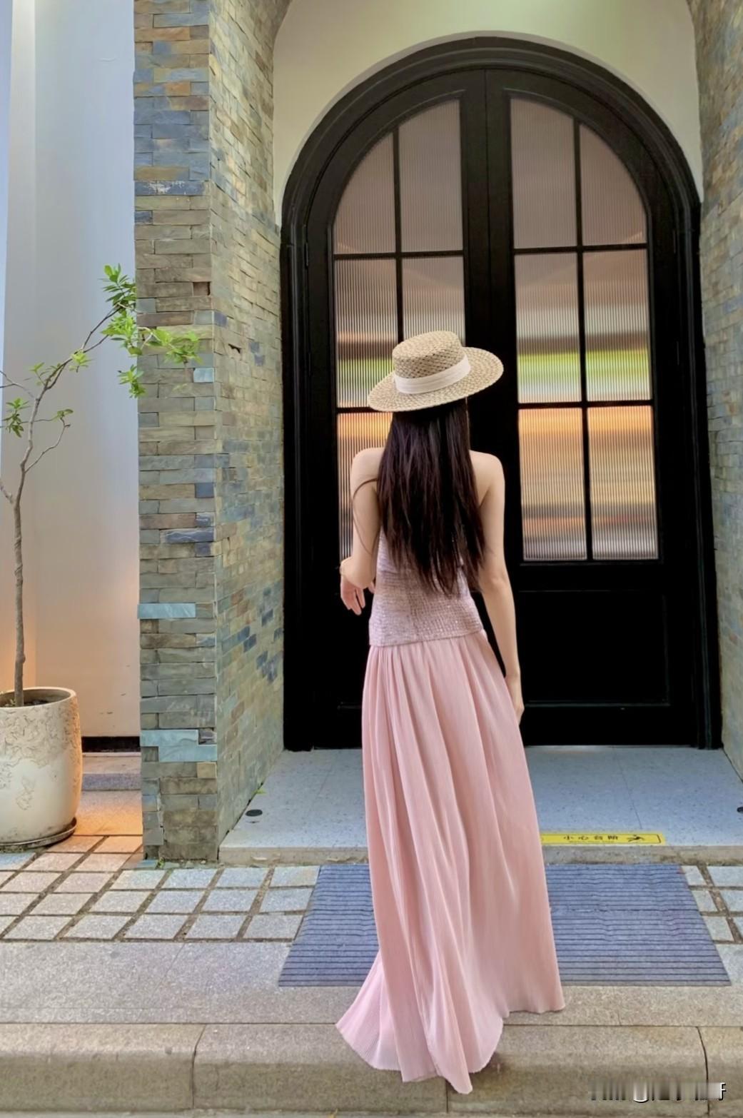 只看背影，你能确定是美女吗