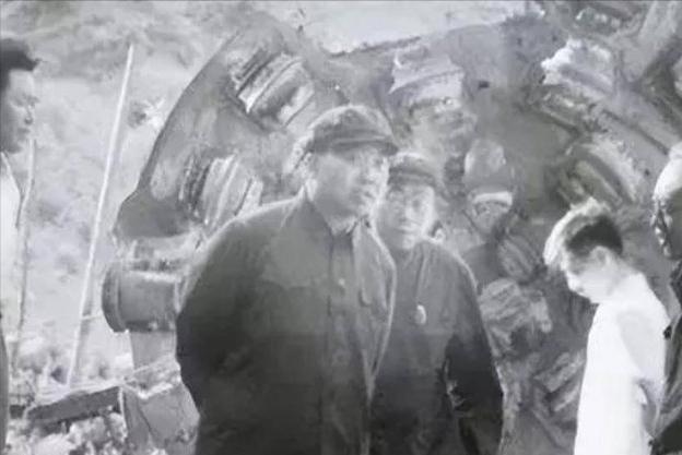 1978年，国务院副总理孙健只因一句话就被贬到了天津的机械厂，但是他回到老家后却
