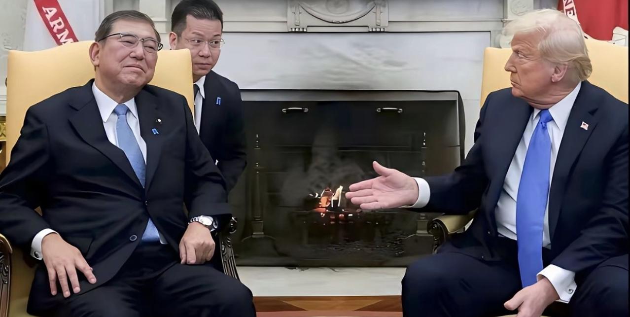 哈哈哈哈哈，此时此刻我就想欠儿欠儿的问问小日本，是不是无比想念佛系的石破茂呢？他