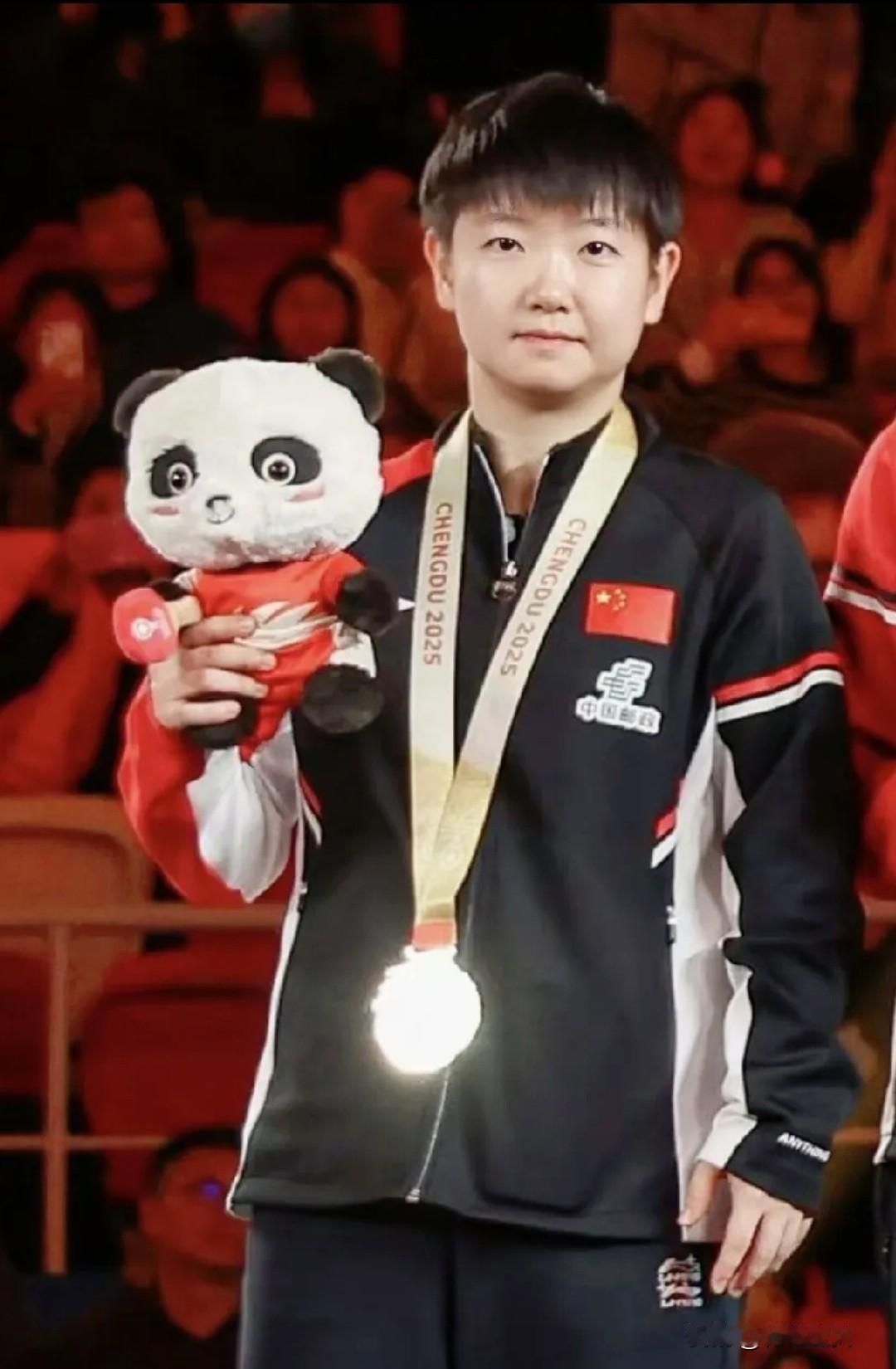 真是不服不行，这大概就是传说中的“自带主角光环”吧？刚才刷到这图我鸡皮疙瘩都