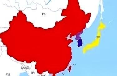 摊开最新的周边海图，所有人的眼球，几乎都被南海那艘生锈的破船，和西南雪山上的边境