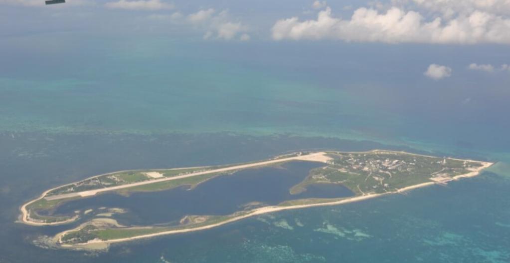 我国防部发言人关于“斩首”的话音刚落，解放军监侦无人机马上进入东沙岛“领空”，而