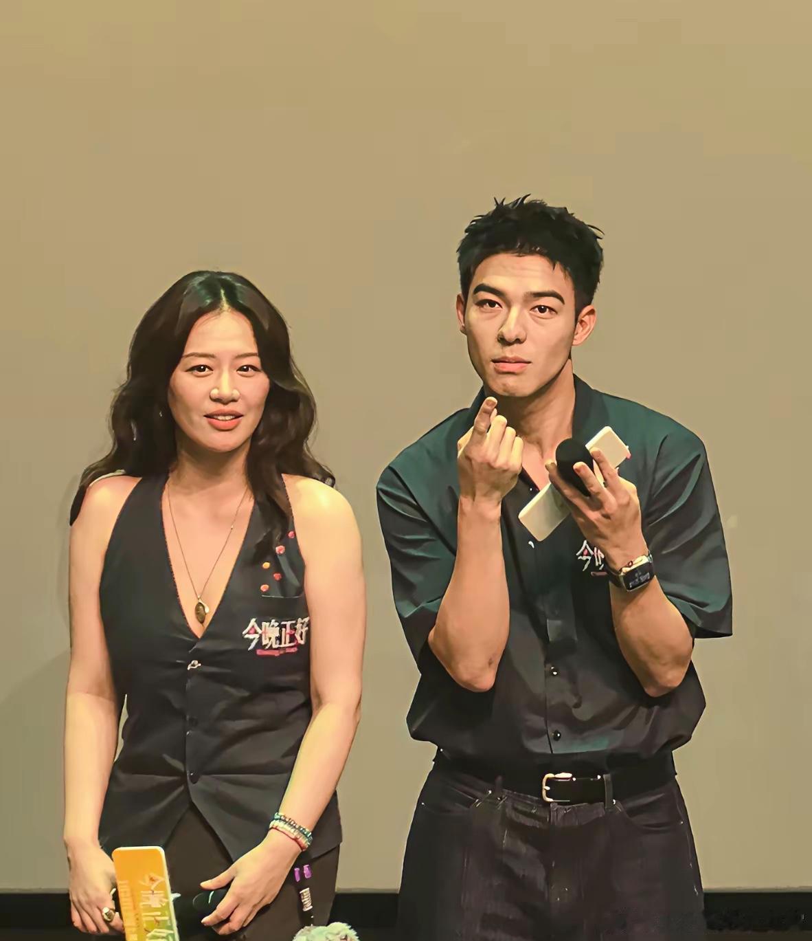 感觉台湾男演员的长相和气质都挺有辨识度，似乎带着某些相似的特征，让人一眼就能看出