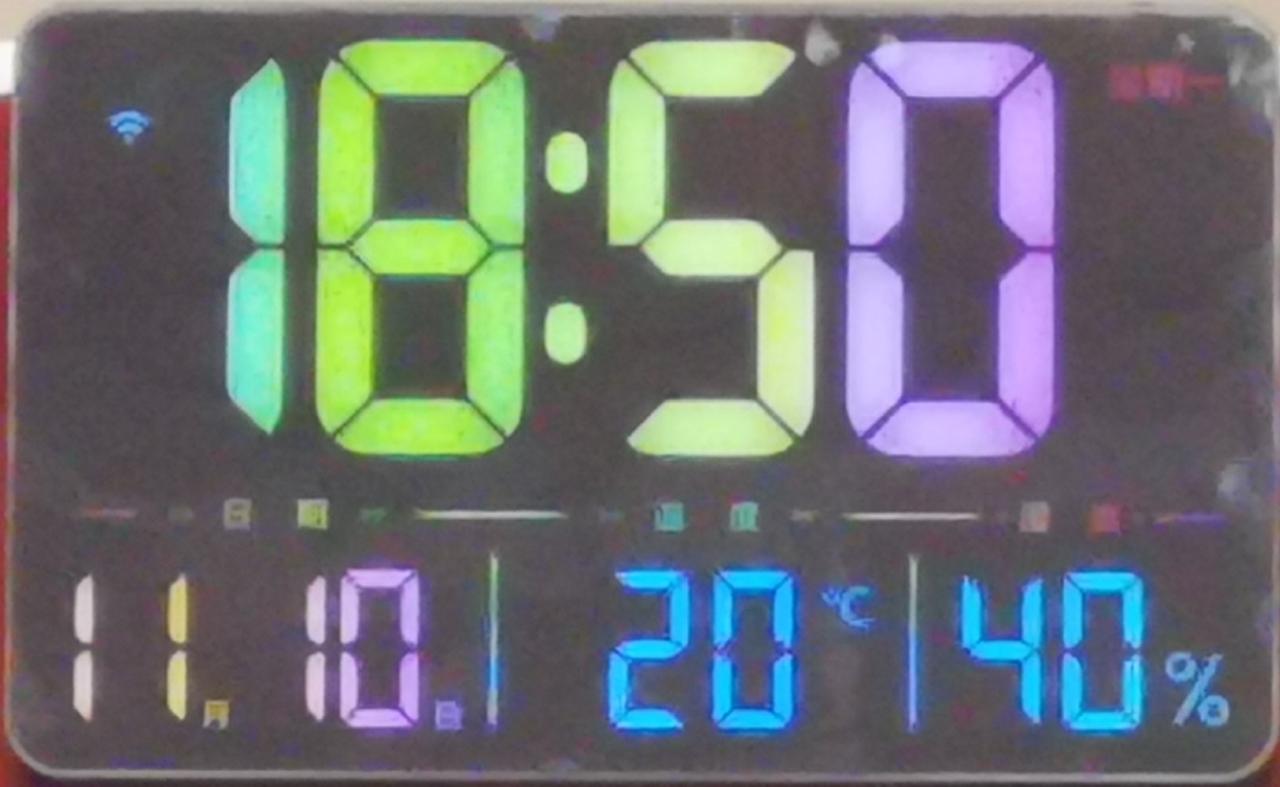 热力公司“偷偷”提前供暖了。以前小区的供热是热力公司按流量向小区物业收取暖气费