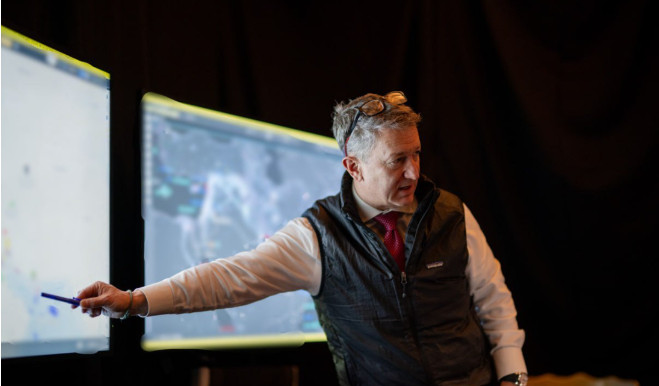 美军看似在伊朗和委内瑞拉都赢了，但其实暴露一大弱点！特朗普上台以来发动的几次战争