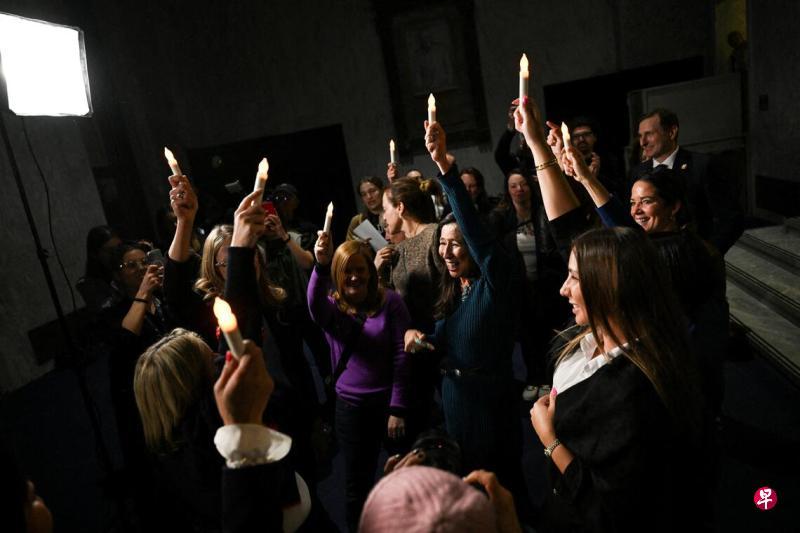 美众参两院通过法案指示司法部公开爱泼斯坦档案美国参议院星期二（11月18日