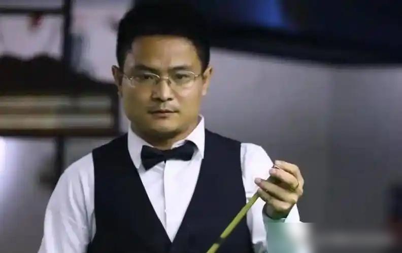 许医尘幸福来得太突然北京时间12月11日凌晨，2025年斯诺克单局限时赛第一