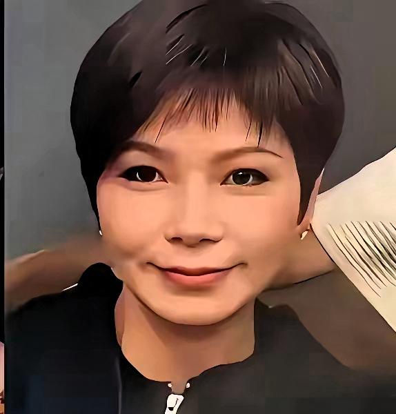 谁能想到，一次直播间的偶然出镜，就让马筱梅的母亲收获大批网友好感。从容温和的处事