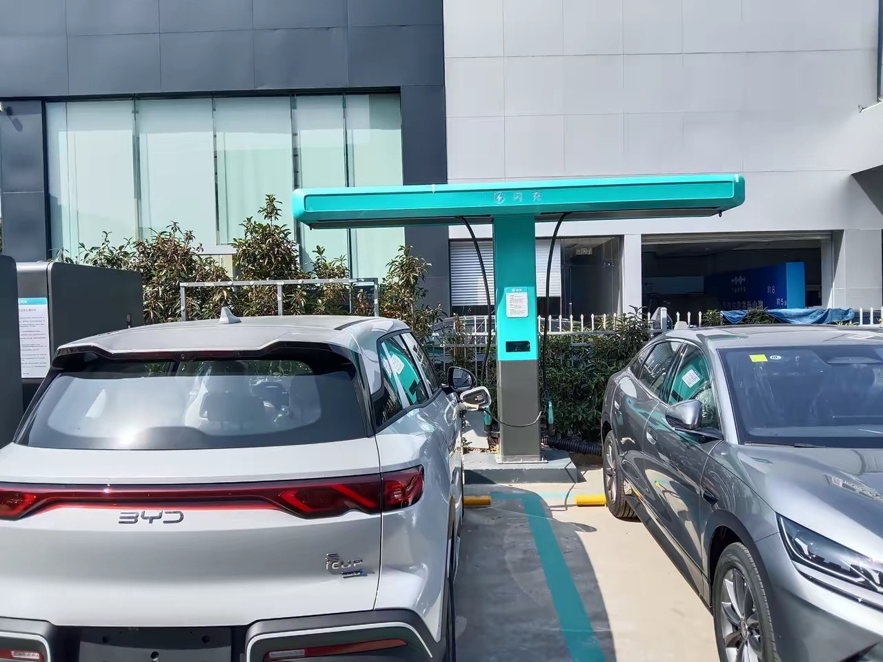 清明小长假自驾游！最大的感触就是长途充电体验大幅提升了！迪子的充电站已经5000