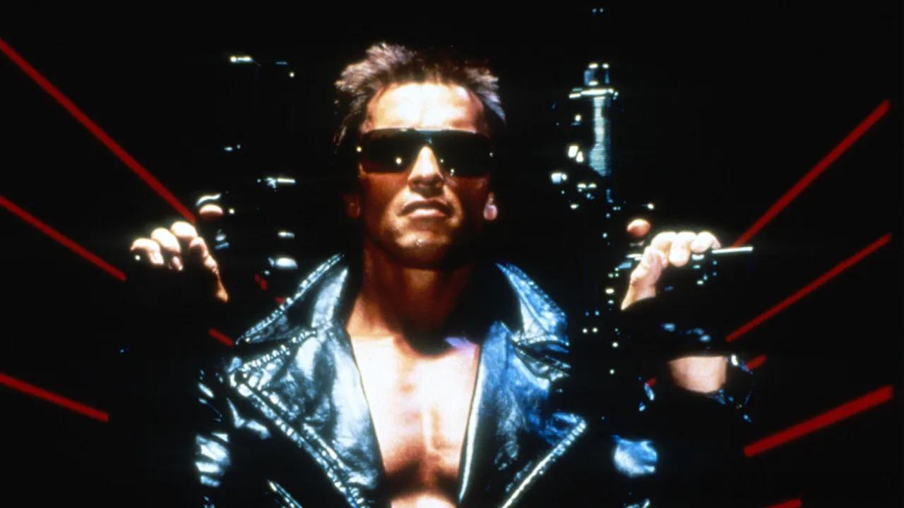 《好莱坞报道者》给詹姆斯·卡梅隆导演的电影做了个排名：1.《终结者》2.《异