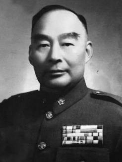 1962年，胡宗南病重，蒋介石探望他，胡宗南泪流满面，说了一句：“这里（台湾）真