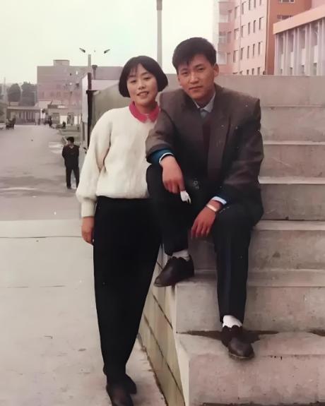 1998年，河北一对夫妻结婚后，男子辞去工作，让妻子供养了6年，6年后男子竟然考