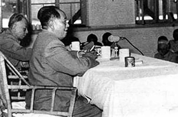 很多人都听过一句话，说毛主席当年讲过：台湾只要回归祖国，外交归中央，军政人事全由