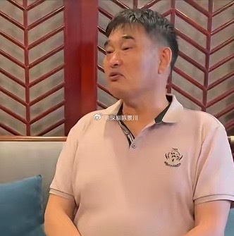 朱之文坦言：“说实话，我根本不缺钱。”记者反问：“您不差钱，为啥还要天天跑各种商
