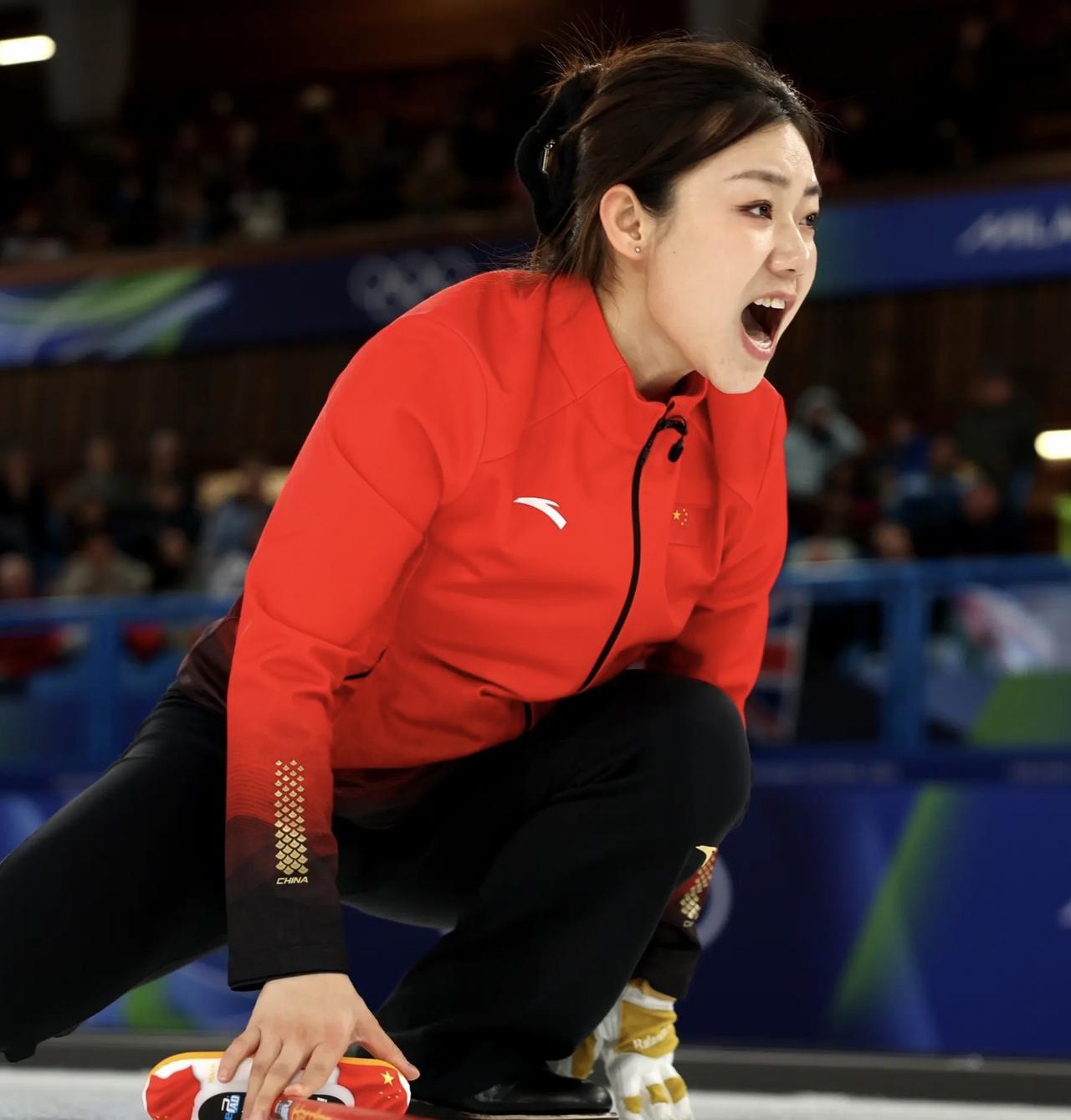 精彩漂亮，中国队10-5大胜土尔其队，收获第五胜！女子冰壶第九战