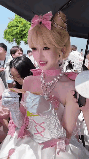 小姐姐，我也要一张