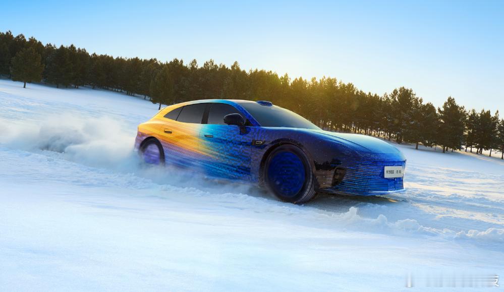 启境首款猎装轿跑谍照曝光姿态大家看图，满分10分的话你能打多少分？整体还是很有