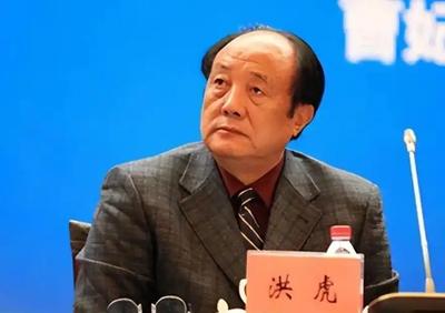 开国上将洪学智的两个儿子，大儿子洪虎是省长，次子洪豹是少将。开国上将洪学智，为了
