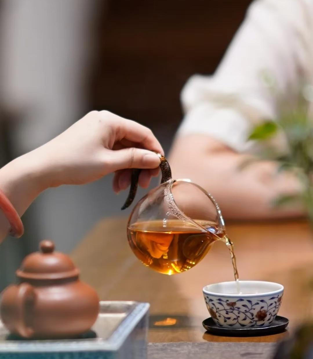 最顶级的养生之道：第一：戒烟很多人觉得，抽烟无伤大雅，抽了几十年也没事。