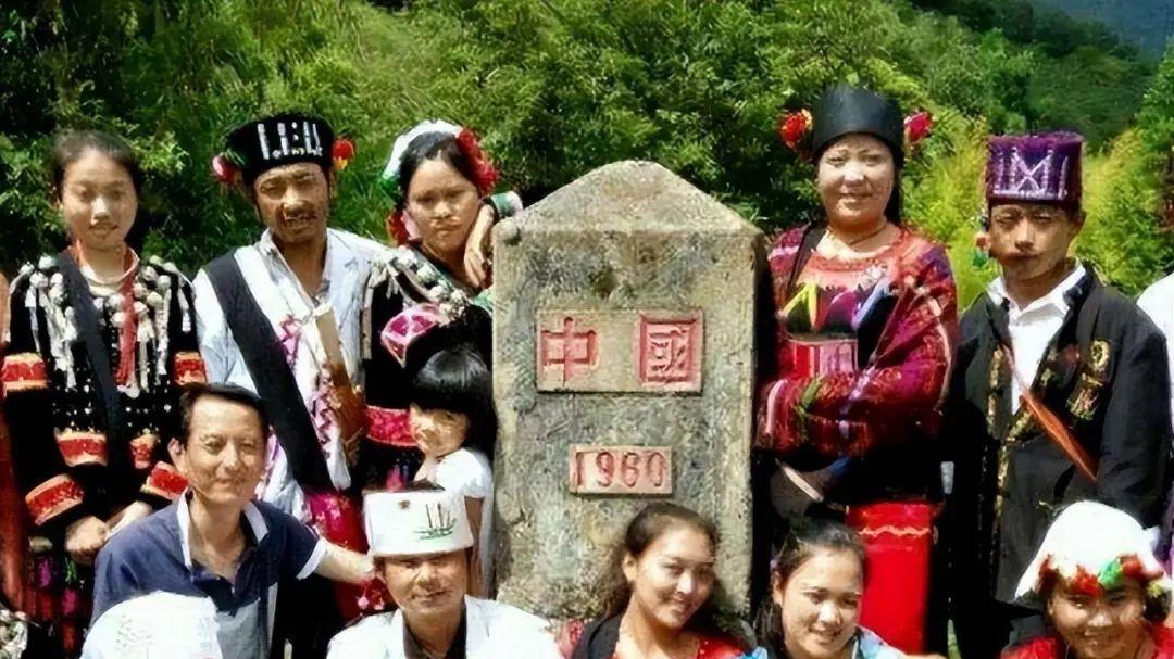 外交重大胜利,不费一兵一卒,中国收回153平方领土,3560人加入中国籍!