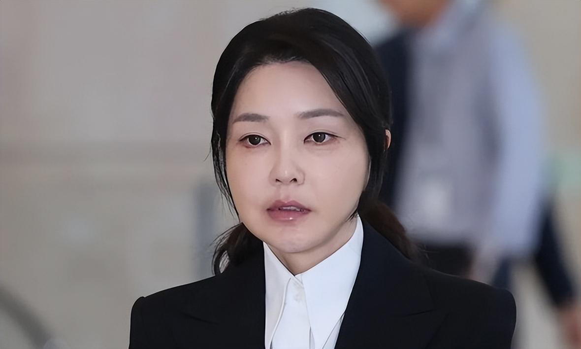 韩国前总统尹锡悦夫人案法官遗书曝光！遗书内容让人毛骨悚然！警方基本排除他杀可能。