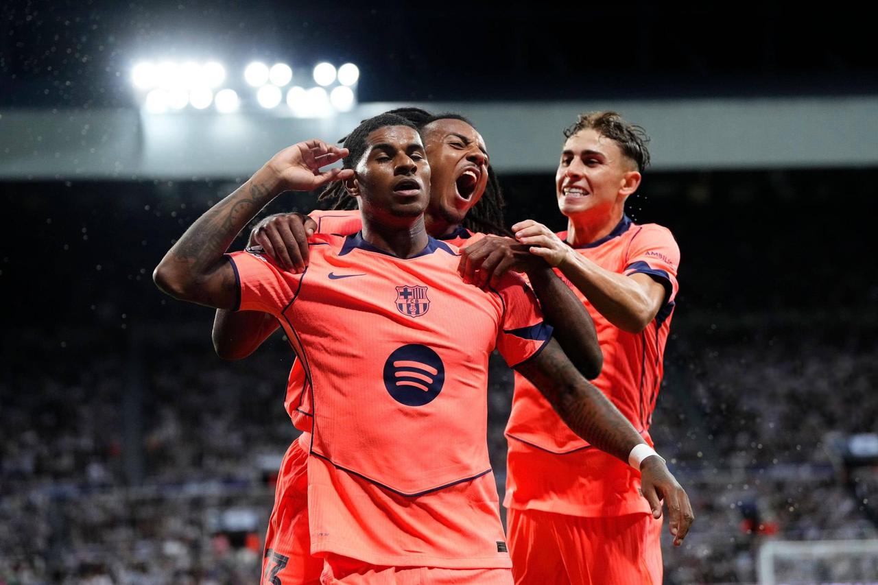 当英格兰国家队上演九子夺嫡的时候，拉什福德已经被废，远走他乡，现在却最有可能王者