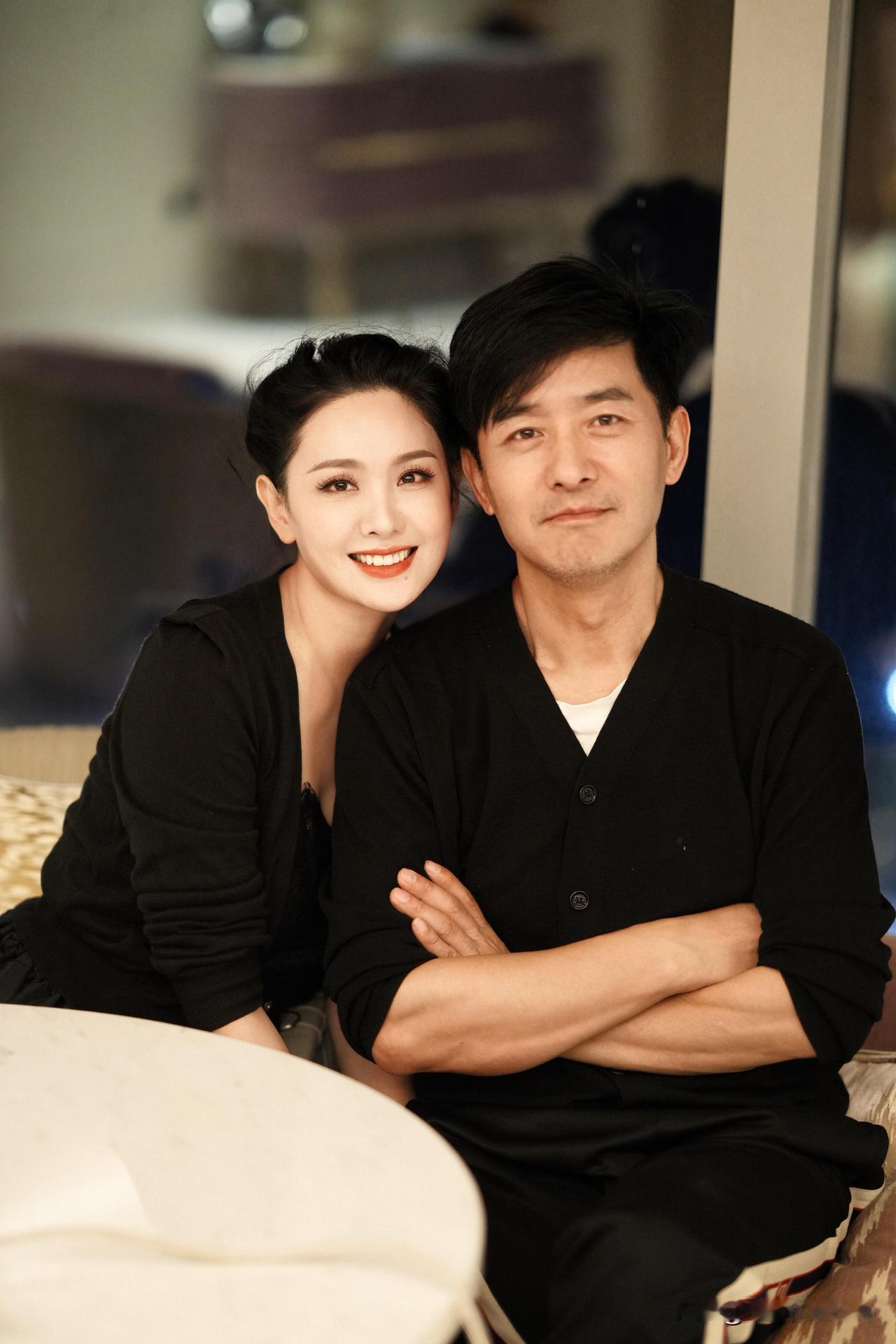 1月1日，演员郭晓东更新动态，并配文“新年快乐！2026，你好，我们来了”。