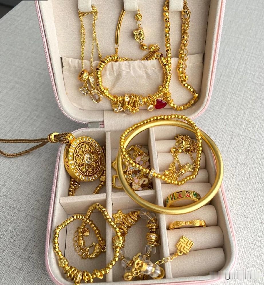 你最近买黄金踩过什么坑？我1月28日买的，真心劝大家别盲目跟风我1月28日