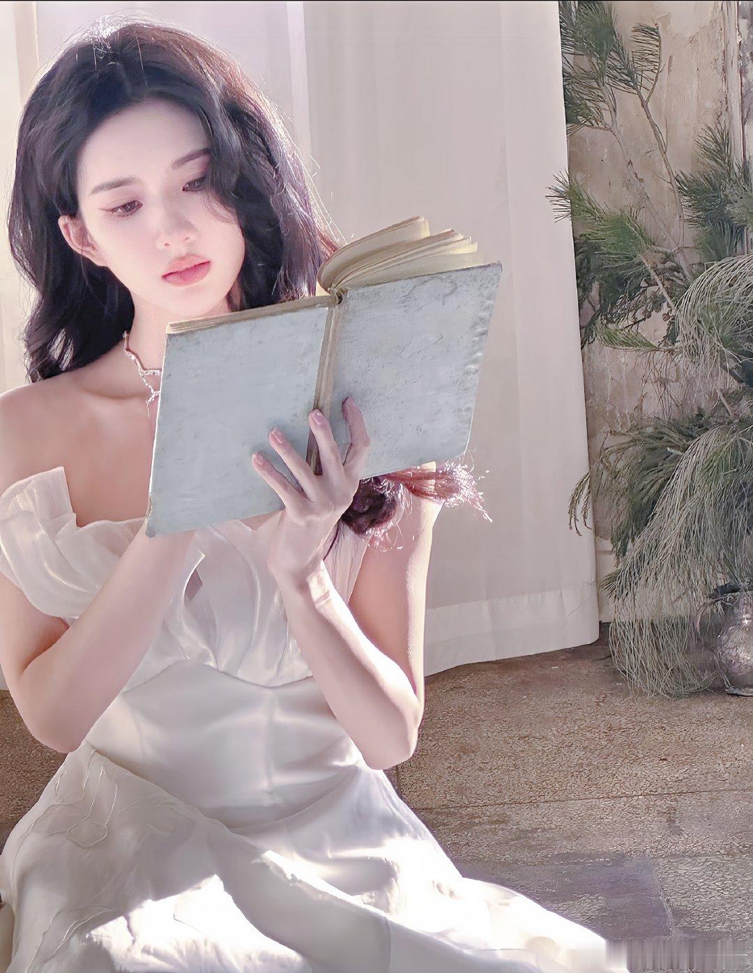 #刘些宁#“爱就是一个人的眼睛里有两个人的泪”#刘些宁#🌛#青年演员刘些宁#​