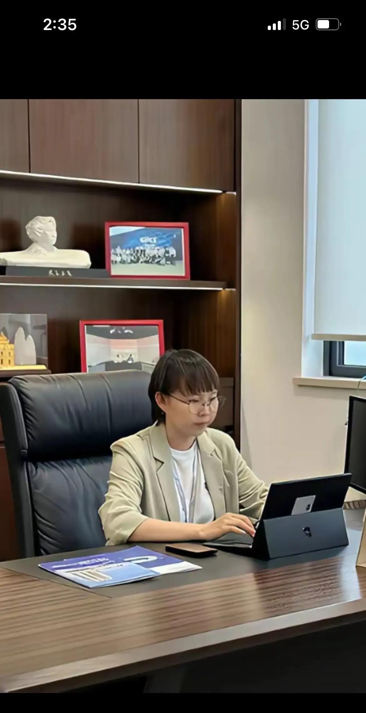 美国大满贯，让我彻底刷新了对朱雨玲的认知，之前，说实话，并不了解，只知道她众多乒