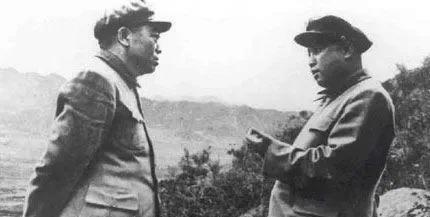 1987年5月，金日成首相来中国访问结束，乘火车到达丹东鸭绿江畔中朝边界后即将归