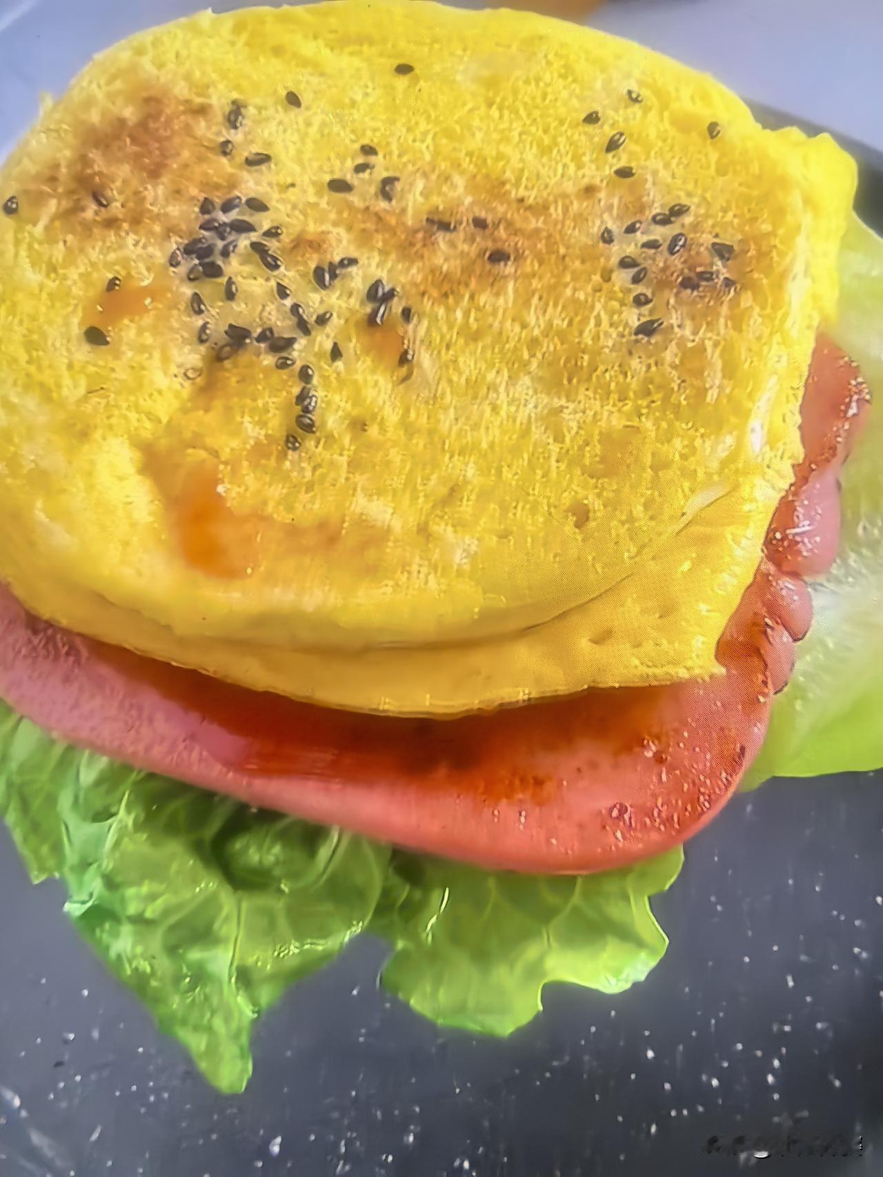 家里吃剩的馒头，都可以做成三明治，真简单，早餐别再发愁啦周一早餐，剩馒头大改造