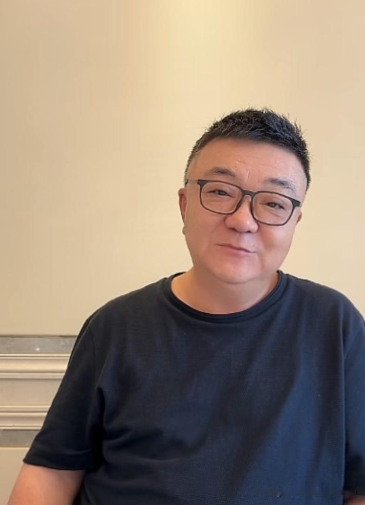 董路说：选出国孩子家长三观要正。最新好消息，足球小将得到资助，将有3-5名小将