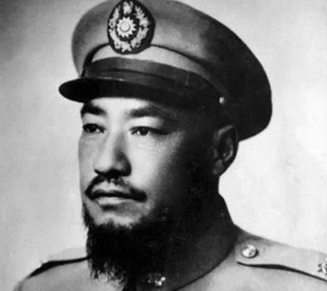 1944年，马步芳的儿子马继援想纳小妾。马步芳得知后，并不反对，因为小妾的背景很