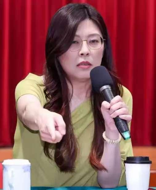 谁也没有料到，洪秀柱的得力干将全部都被国民党委以重任！ 说白了，现在国民党最