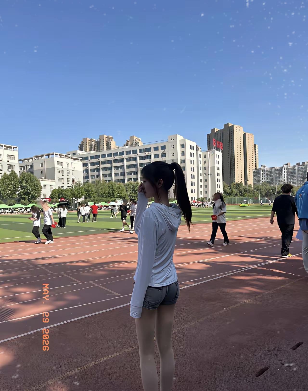大学真的会有这样的女生吗