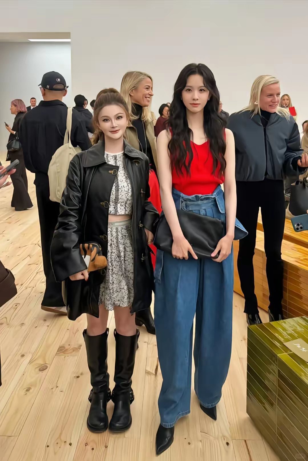 天呐，陈都灵那么大一只吗​​​