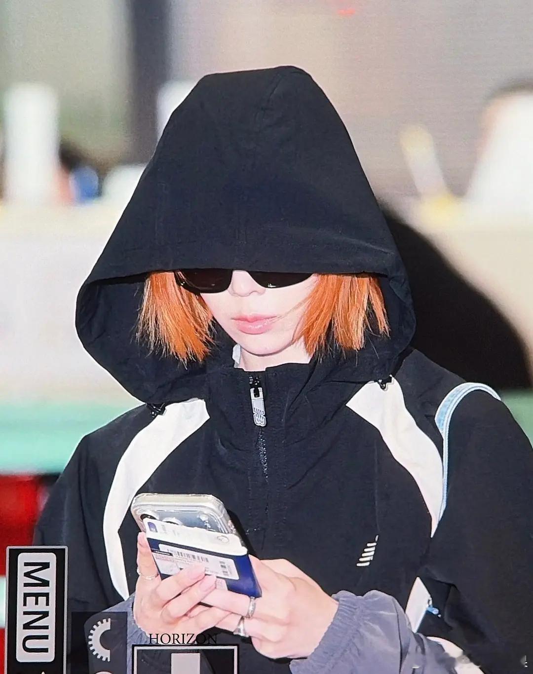 田柾国金冬天被外网粉丝扒出疑似戴情侣对戒来看看锤不锤