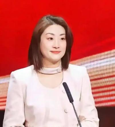 宗馥莉藏得深！可能连宗老都不是她的对手！宗馥莉比所有人预想的都强父亲病