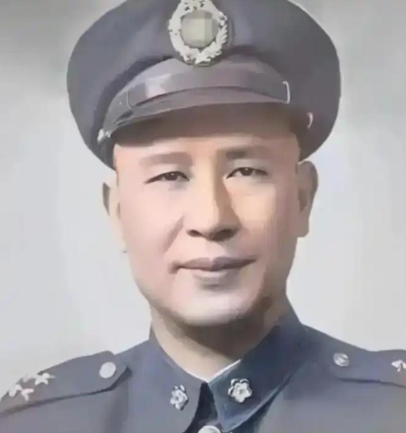 1949年，"小诸葛"白崇禧向蒋介石献策：反正打不过解放军，不如集中全部兵力