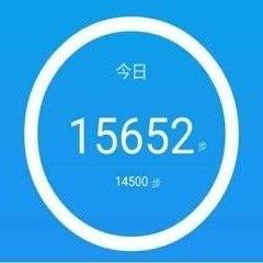 最近江苏苏州出了件让人议论纷纷的事儿——45岁的工人小陈因为脚疼请病假,结果公司