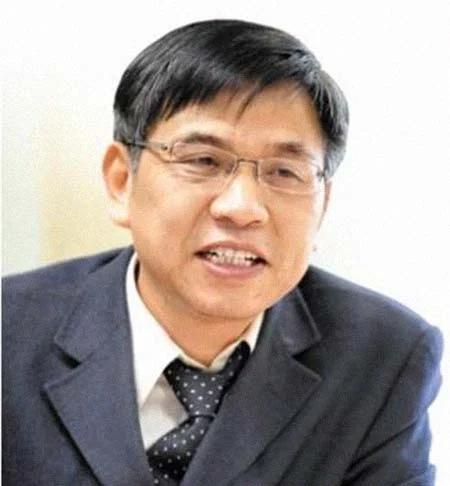 “中医不灭，天理难容？”难以想象，此言竟出自一位知名大学教授之口；张功耀发起万人