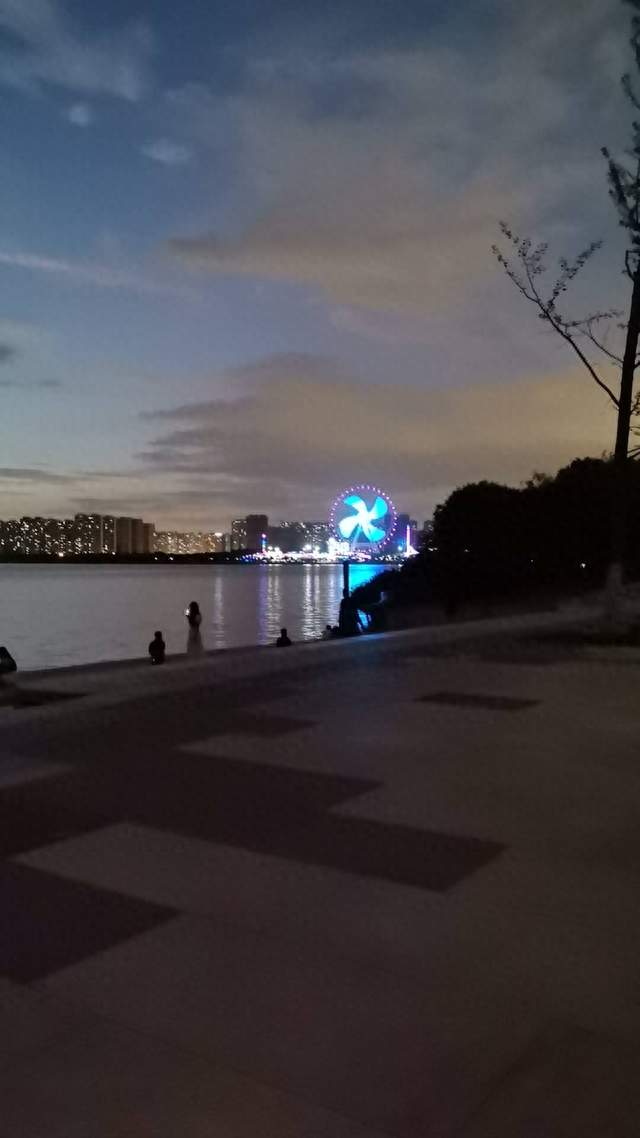 谷歌财报不及预期, 一夜蒸发3000亿美元