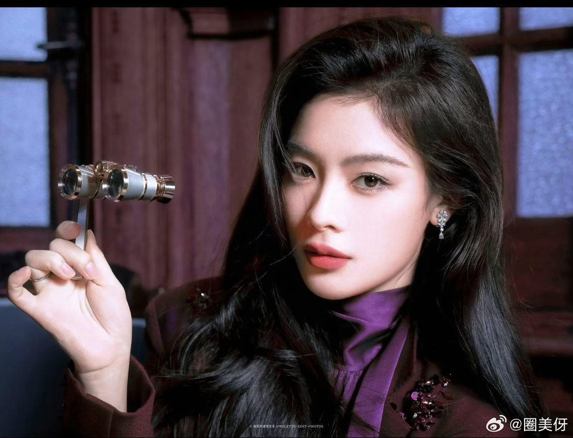 陈丽君可塑性太强了，长发很美，短发又很有少年感，这下好了，想嫁给她的人越多了。。