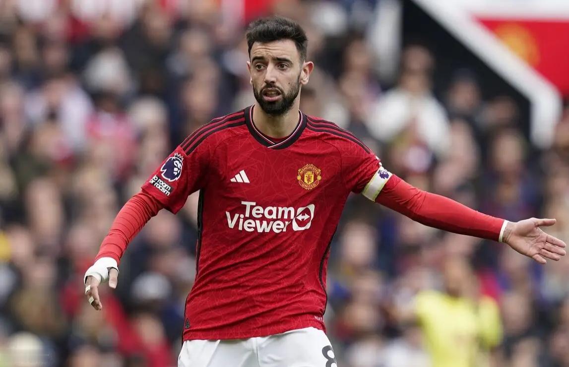 对攻，曼联进攻猛如虎，防守却形同虚设！伯恩茅斯不服气。非常失望，曼联浪费不少机