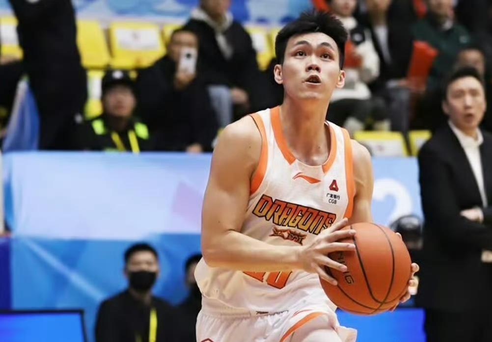 很精彩，江苏78-72力克吉林，这3位球员是赢球最大功臣！1. 庞峥麟：末